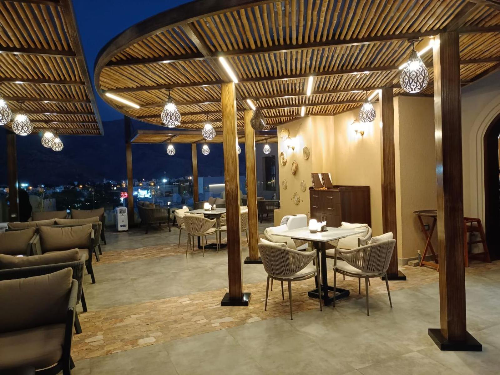 Durrat Nizwa Inn Екстериор снимка